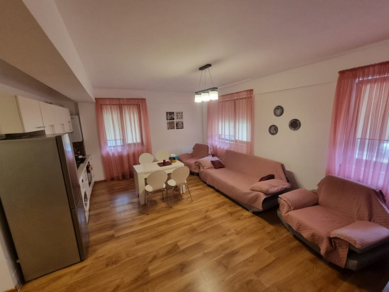 apartament de închiriat Universitate Campus cu parcare privata