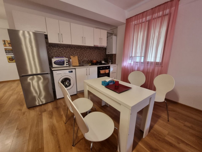 apartament de închiriat Universitate Campus cu parcare privata