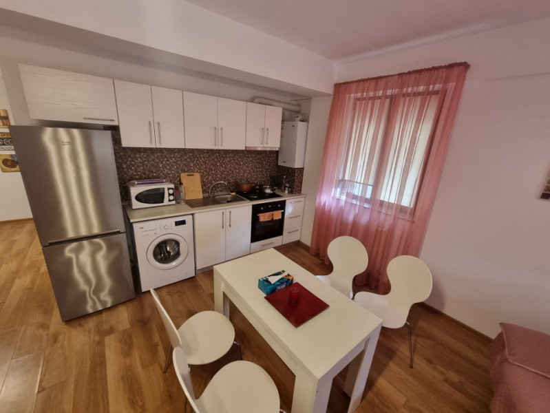 apartament de închiriat Universitate Campus cu parcare privata