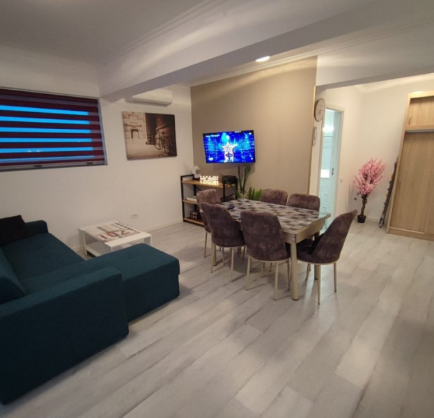 vânzare apartament 3 camere + terasa + parcare privata in proprietate