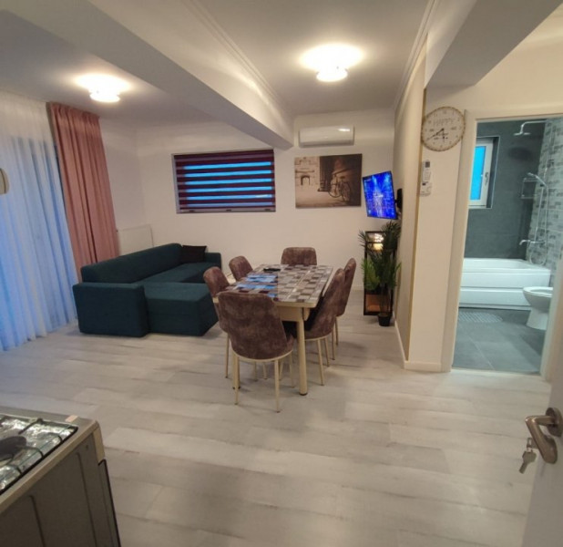 vânzare apartament 3 camere + terasa + parcare privata in proprietate