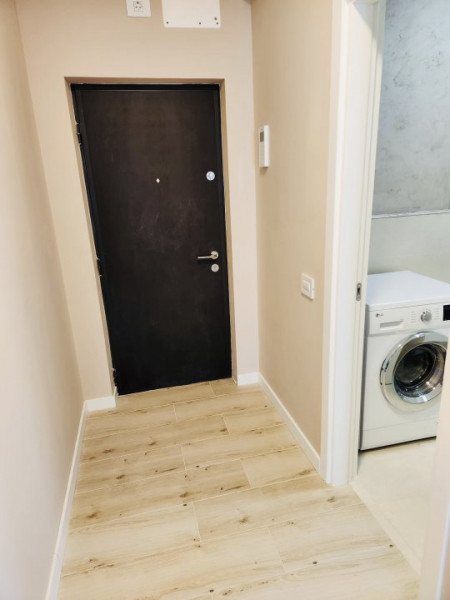 Central Apartament spațios decorat cu rafinament Garaj subteran 