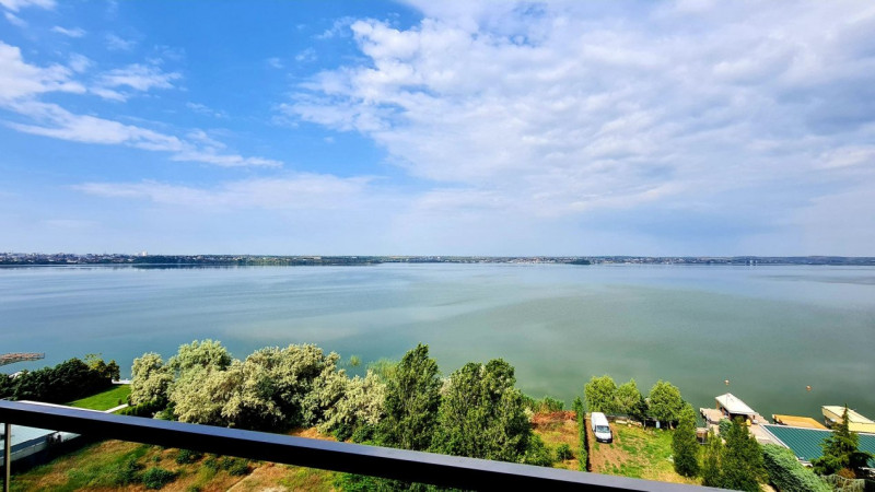 Ocazie! Stațiunea Mamaia, vedere la lac, apartament 3 camere, 2 grupuri sanitare