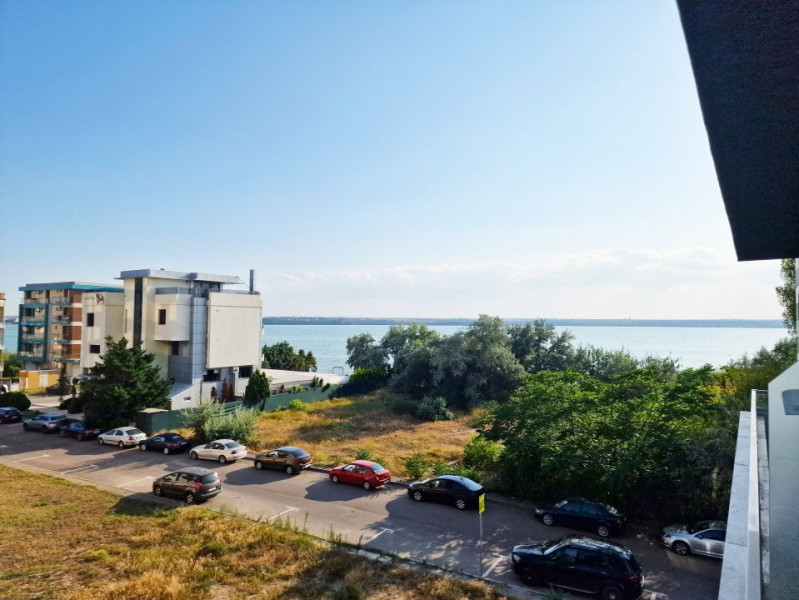 Ocazie! Stațiunea Mamaia, vedere la lac, apartament 3 camere, 2 grupuri sanitare