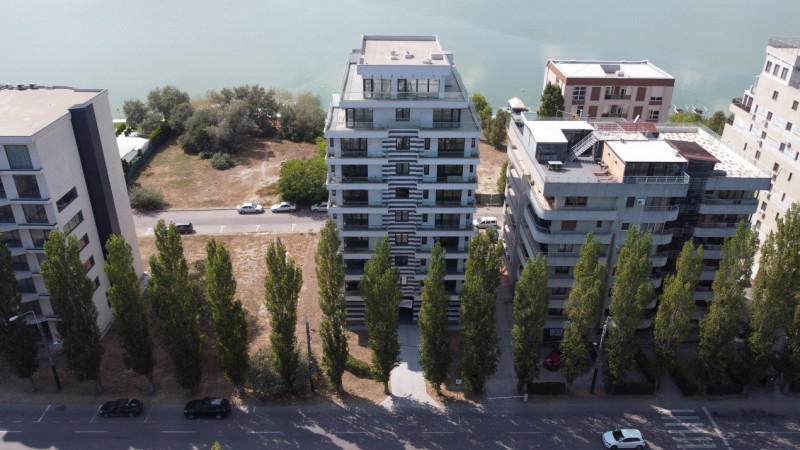 Ocazie! Stațiunea Mamaia, vedere la lac, apartament 3 camere, 2 grupuri sanitare