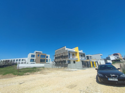 exclusiv vânzare teren 400 mp. vecini buni Mamaia Sat