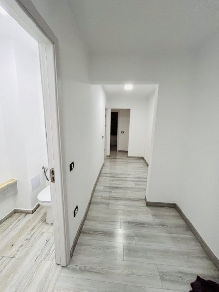 Apartament semimobilat Faleză Nord  Vav de parc