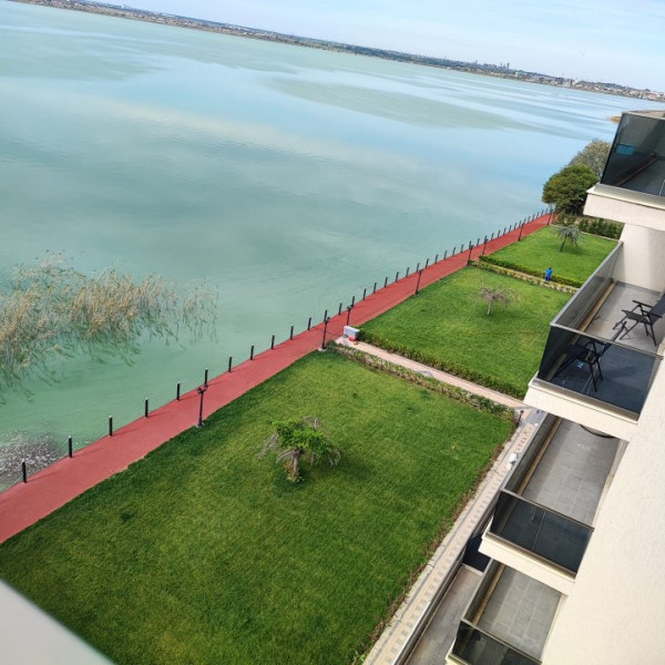 inchiriere apartament Constanta Mamaia vedere lac parcare subterană 