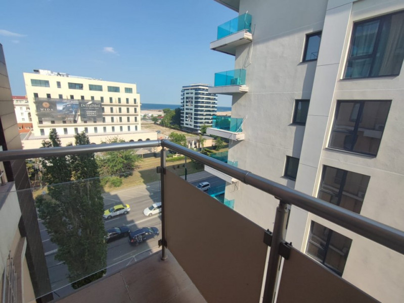 vânzare apartament 3 camere cu vedere panoramica 