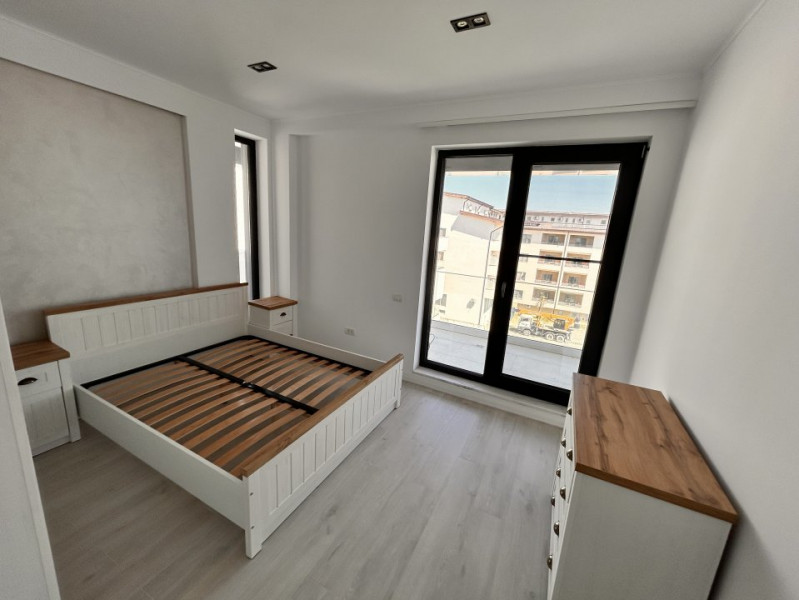 Apartament 3 camere Mamaia Nord  vedere la mare prima închiriere