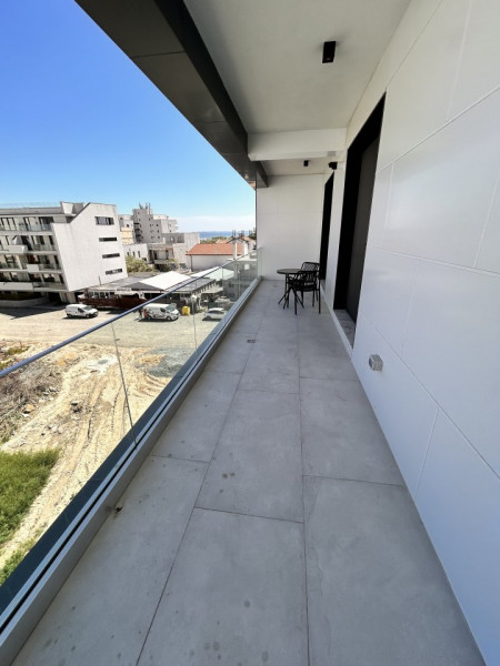 Apartament 3 camere Mamaia Nord  vedere la mare prima închiriere