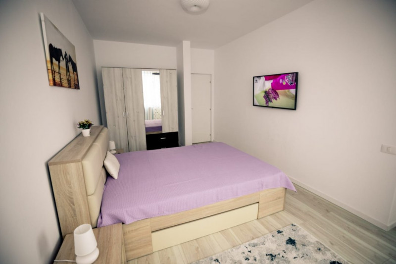 Vânzare apartament 3 camere vedere mare decorat cu rafinament 