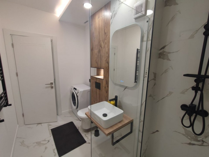 prima inchiriere Apartament lux termen lung 