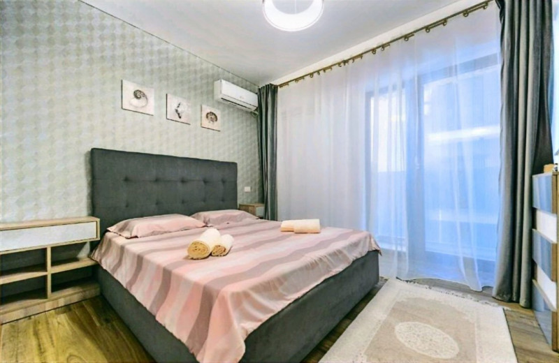 închiriere apartament modern Mamaia MegaImage 