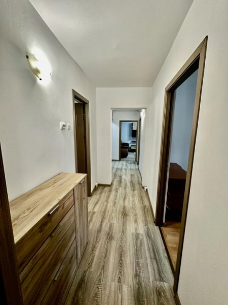 Apartament 3 camere decomandat Faleza Nord termen lung