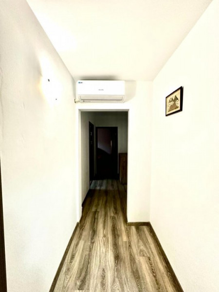 Apartament 3 camere decomandat Faleza Nord termen lung