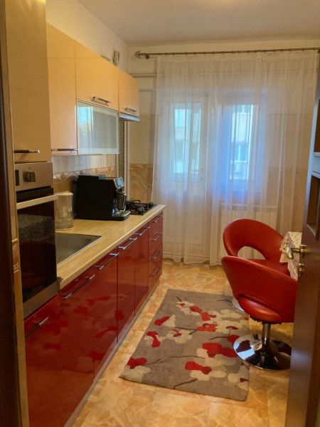 închiriere apartament ultracentral Spitalul Județean  parcare privata 