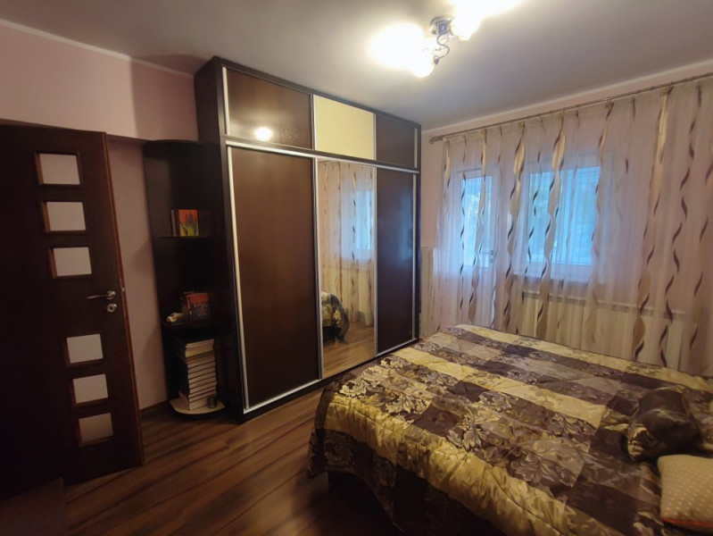 închiriere apartament ultracentral Spitalul Județean  parcare privata 