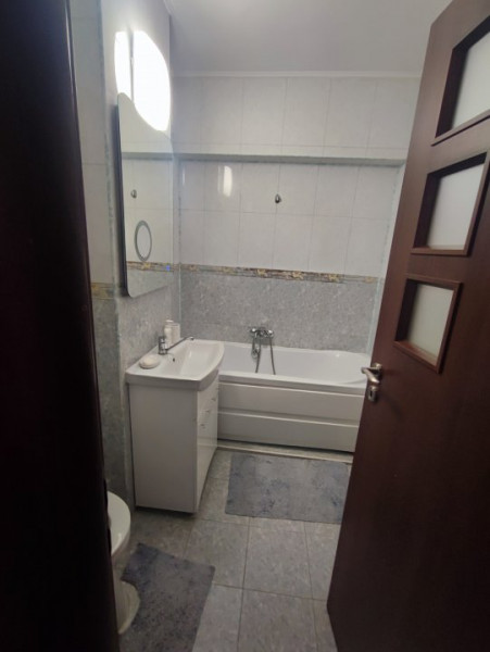 închiriere apartament ultracentral Spitalul Județean  parcare privata 