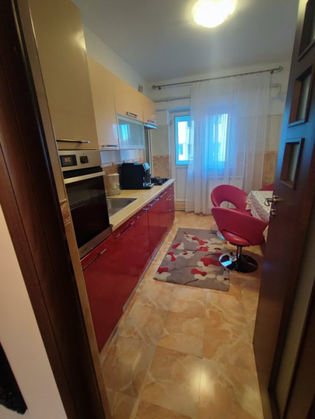 închiriere apartament ultracentral Spitalul Județean  parcare privata 