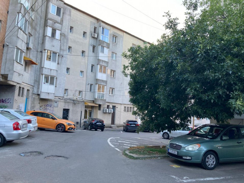 închiriere apartament ultracentral Spitalul Județean  parcare privata 