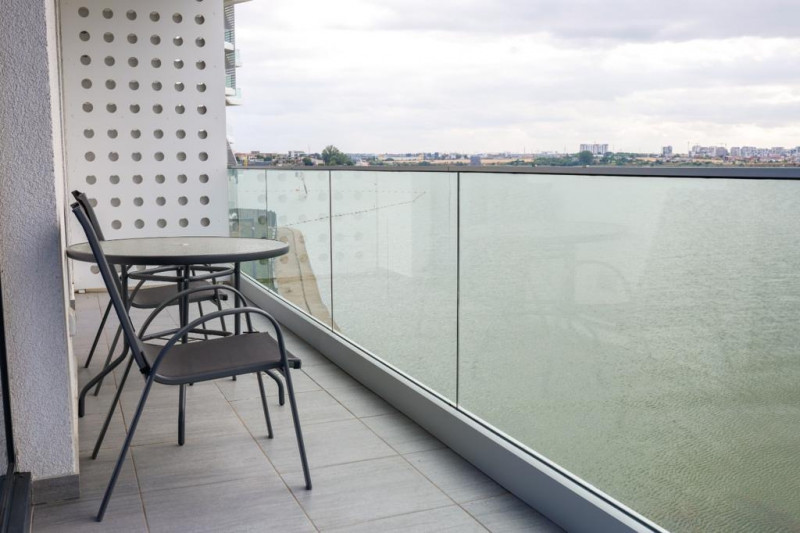 De închiriat – Apartament 3 camere cu vedere la lac, Lake On