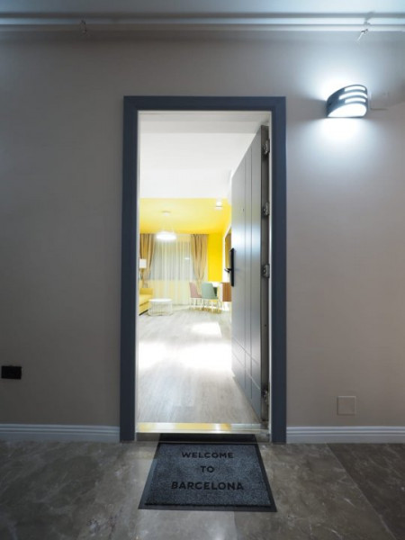 Apartament lux bloc nou zona Primo Clădire moderna