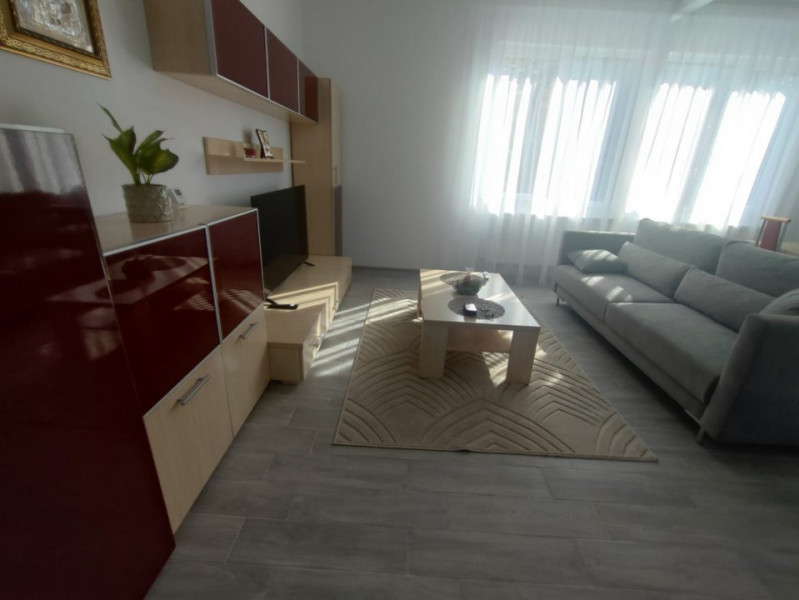 închiriere Apartament nou nout in clădire privata 