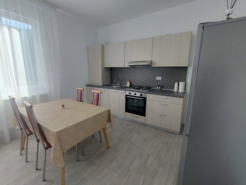 închiriere Apartament nou nout in clădire privata 