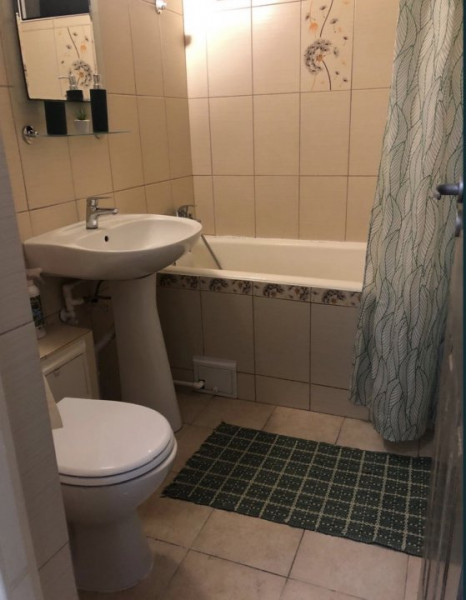 Apartament 2 camere Spital disponibil termen lung 