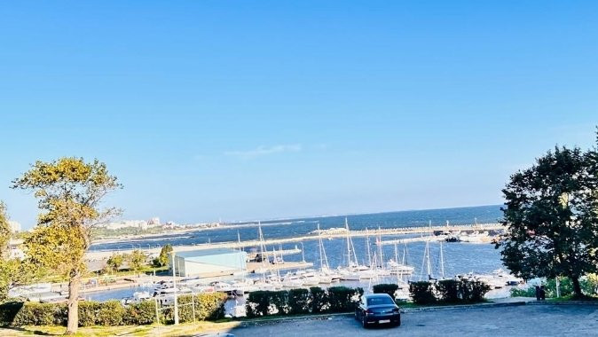 Vanzare Apartament cu vedere catre mare Portul Tomis  