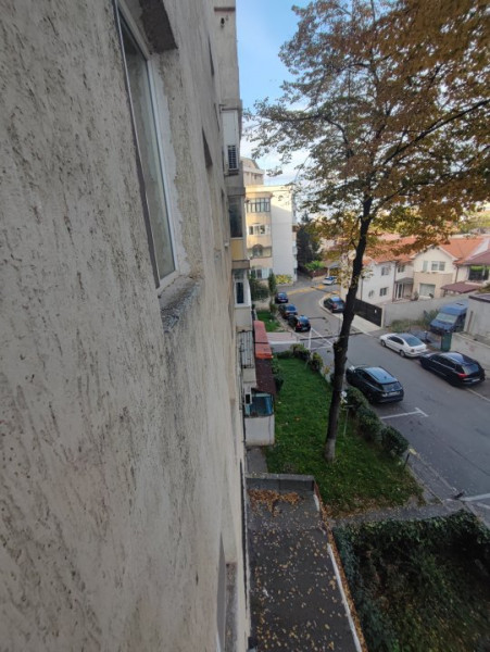 vânzare Apartament 2 camere decomandat Centru