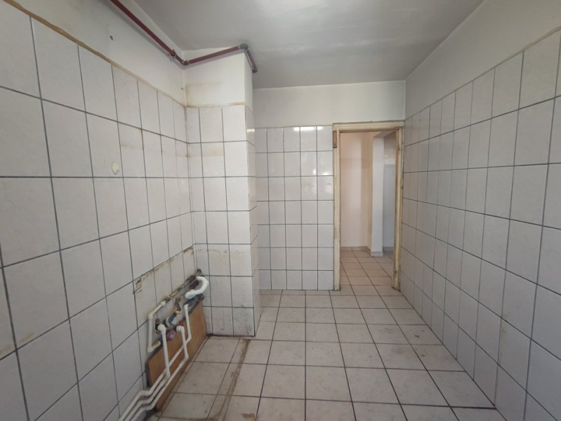 vânzare Apartament 2 camere decomandat Centru