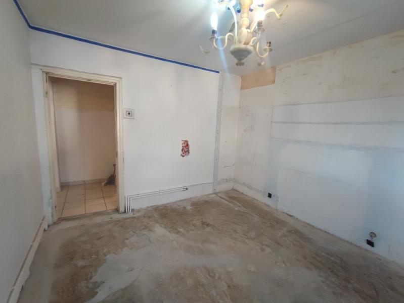 vânzare Apartament 2 camere decomandat Centru