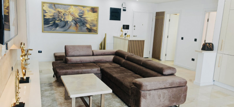 Apartament Premium cu Vedere la Mare – Faleza Nord Parcare subterană 