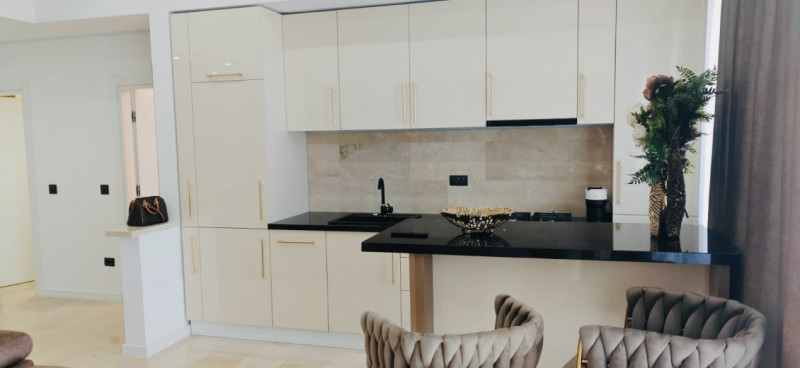 Apartament Premium cu Vedere la Mare – Faleza Nord Parcare subterană 