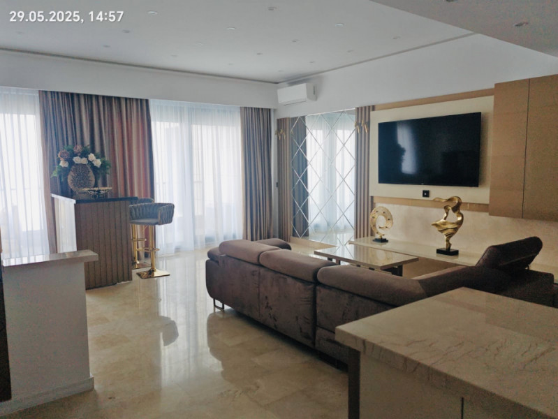 Apartament Premium cu Vedere la Mare – Faleza Nord Parcare subterană 