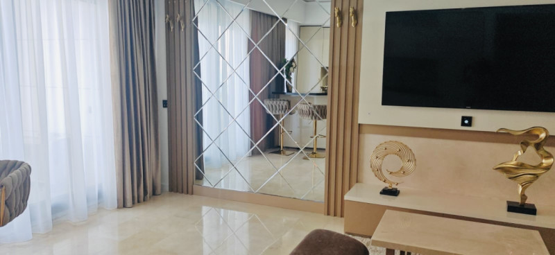 Apartament Premium cu Vedere la Mare – Faleza Nord Parcare subterană 