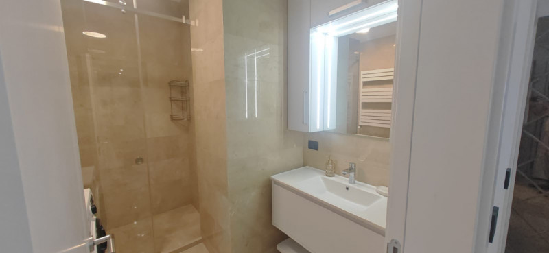 Apartament Premium cu Vedere la Mare – Faleza Nord Parcare subterană 