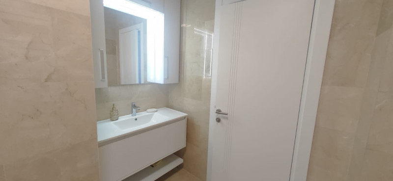 Apartament Premium cu Vedere la Mare – Faleza Nord Parcare subterană 