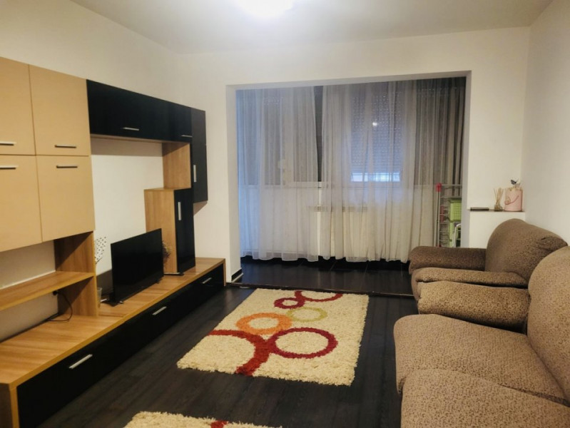 Apartament 3 camere Tomis Nord Rovere termen lung