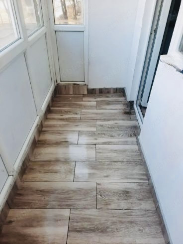 Vânzare apartament 2 camere decomandat – Tomis Nord, lângă Școala 36