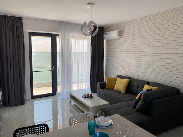 Apartament decorat cu rafinament Mamaia Stațiune 