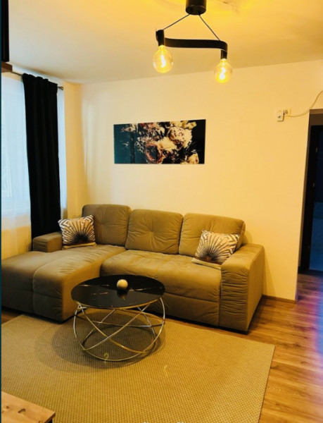 PRIMA CHIRIE – Apartament 2 camere renovat complet –  Spitalul Județean