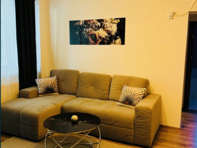 PRIMA CHIRIE – Apartament 2 camere renovat complet –  Spitalul Județean
