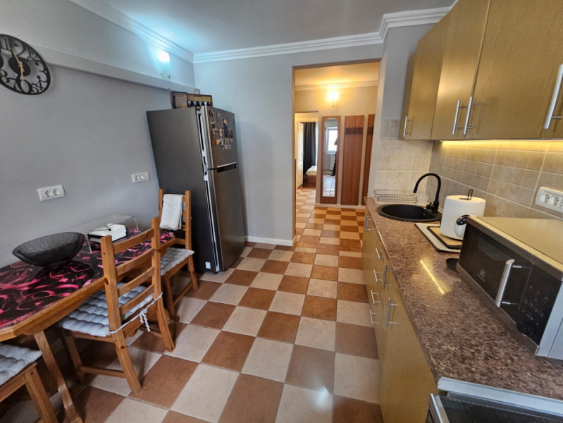 Apartament 3 camere de închiriat – Stadion / City Park Mall