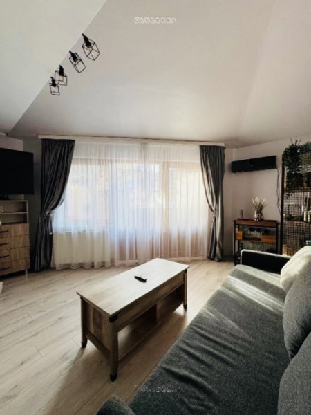 Apartament 2 camere de închiriat cu curte interioară – zonă Faleză Nord