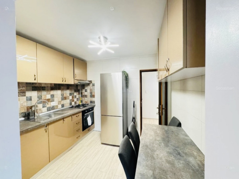 Apartament 2 camere de închiriat cu curte interioară – zonă Faleză Nord