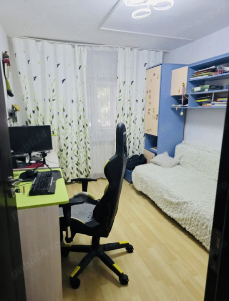 🏡 Apartament cu 3 camere, 2 băi, balcon și boxă — parter înalt, zona Eliberării