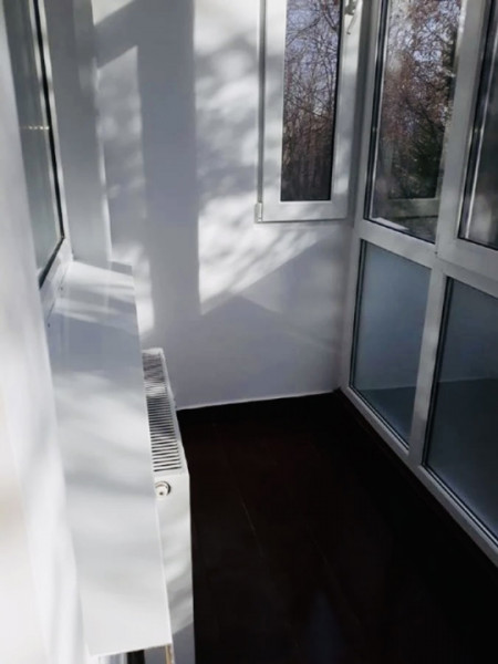 De vânzare - apartament 3 camere, renovat complet, Tomis Nord, etaj 1